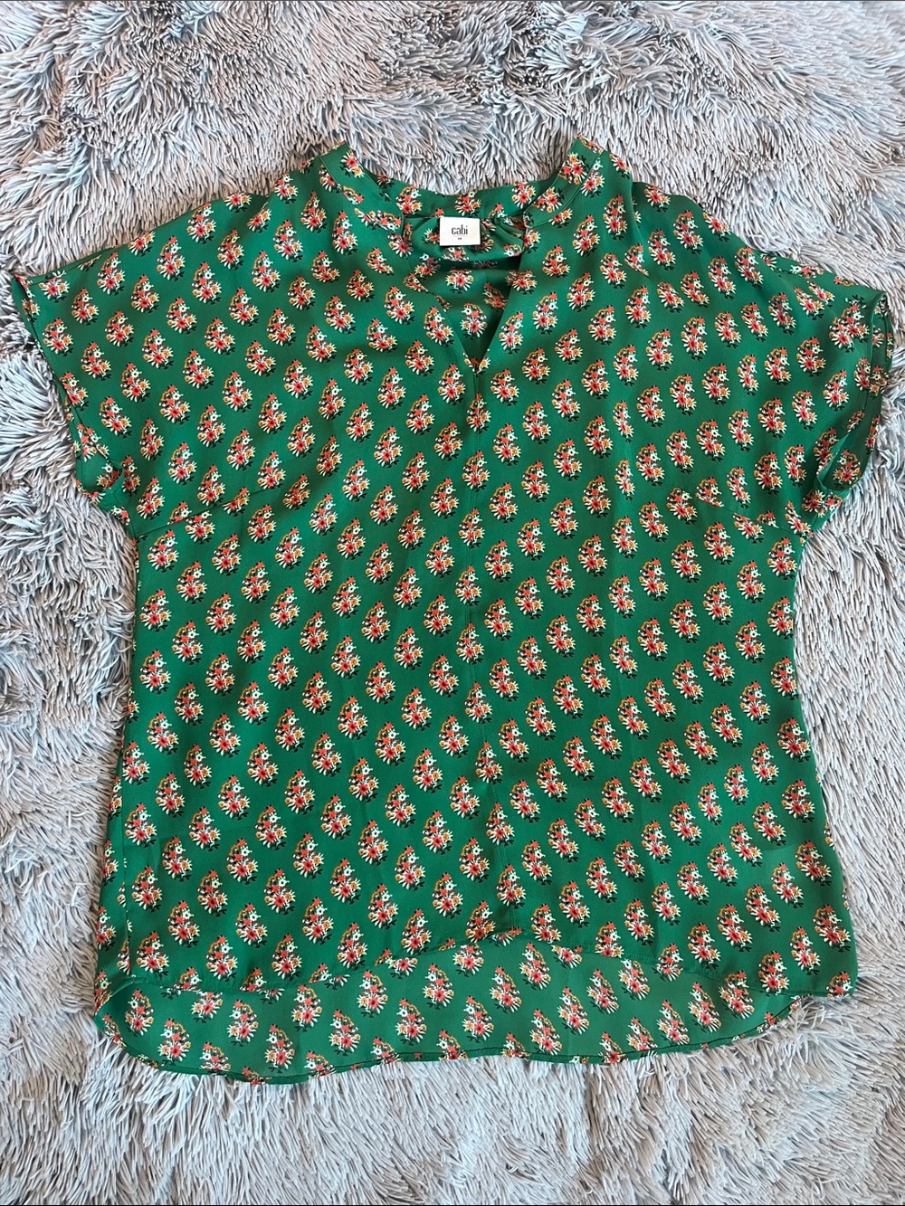 CAbi Green Floral Short Sleeve V-Neck Blouse
